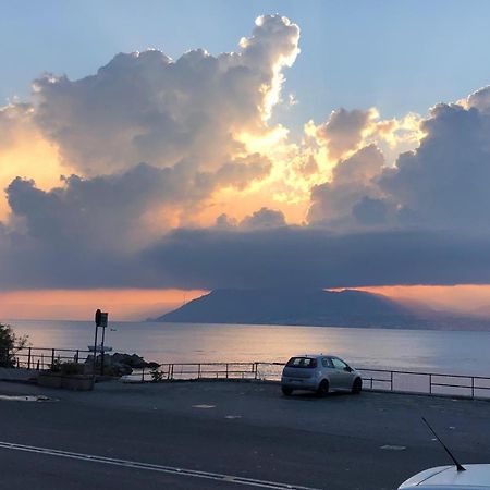 מסינה Paradiso Vista Mare Retreat מראה חיצוני תמונה
